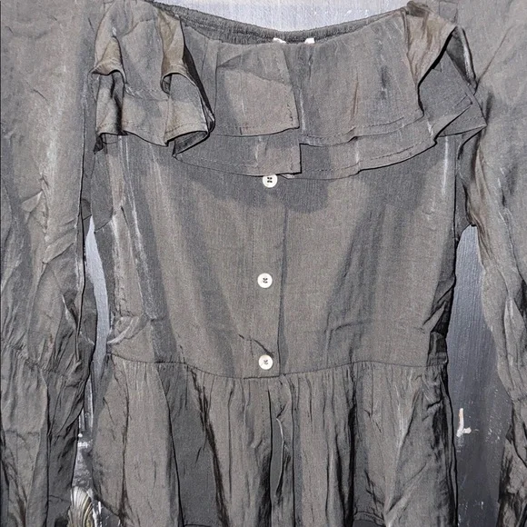 ANDREE BY UNIT Black Ruffled Blouse - Picture 4 of 9